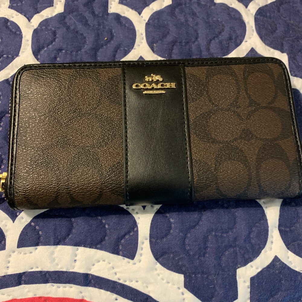 Coach Signature Wallet